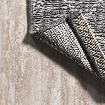 Madaba Moroccan Trellis Indoor/Outdoor Area Rug