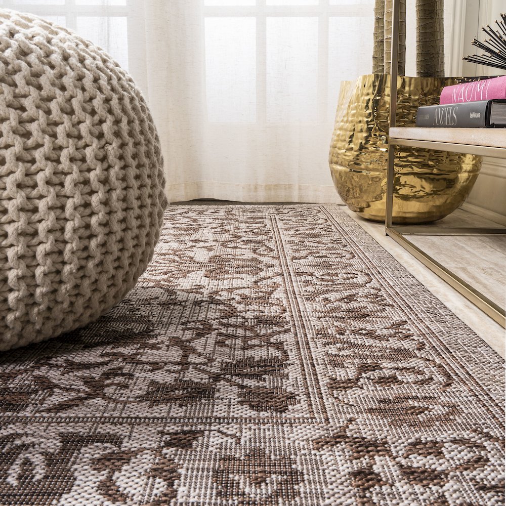 Jerash Ornate Medallion Indoor/Outdoor Area Rug