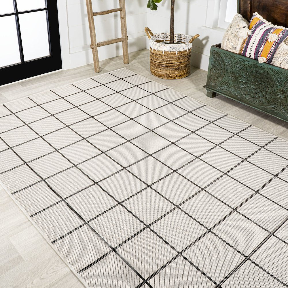 Grid Modern Squares Indoor/Outdoor Area Rug