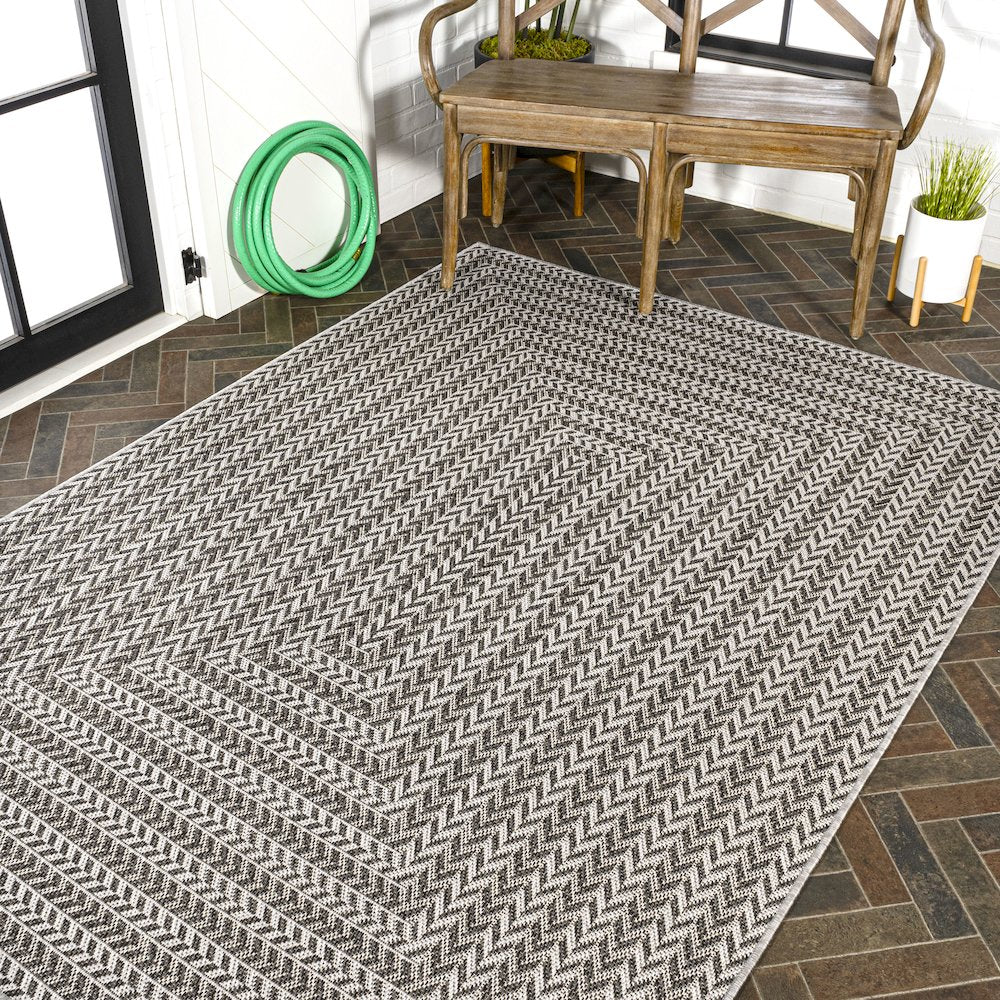 Chevron Modern Concentric Squares Indoor/Outdoor Area Rug