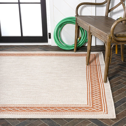 Lucia Classic Diamond Border Indoor/Outdoor Area Rug