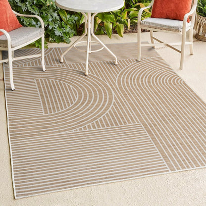 Arch Stripe Reversible Machine-Washable Indoor/Outdoor Runner Rug