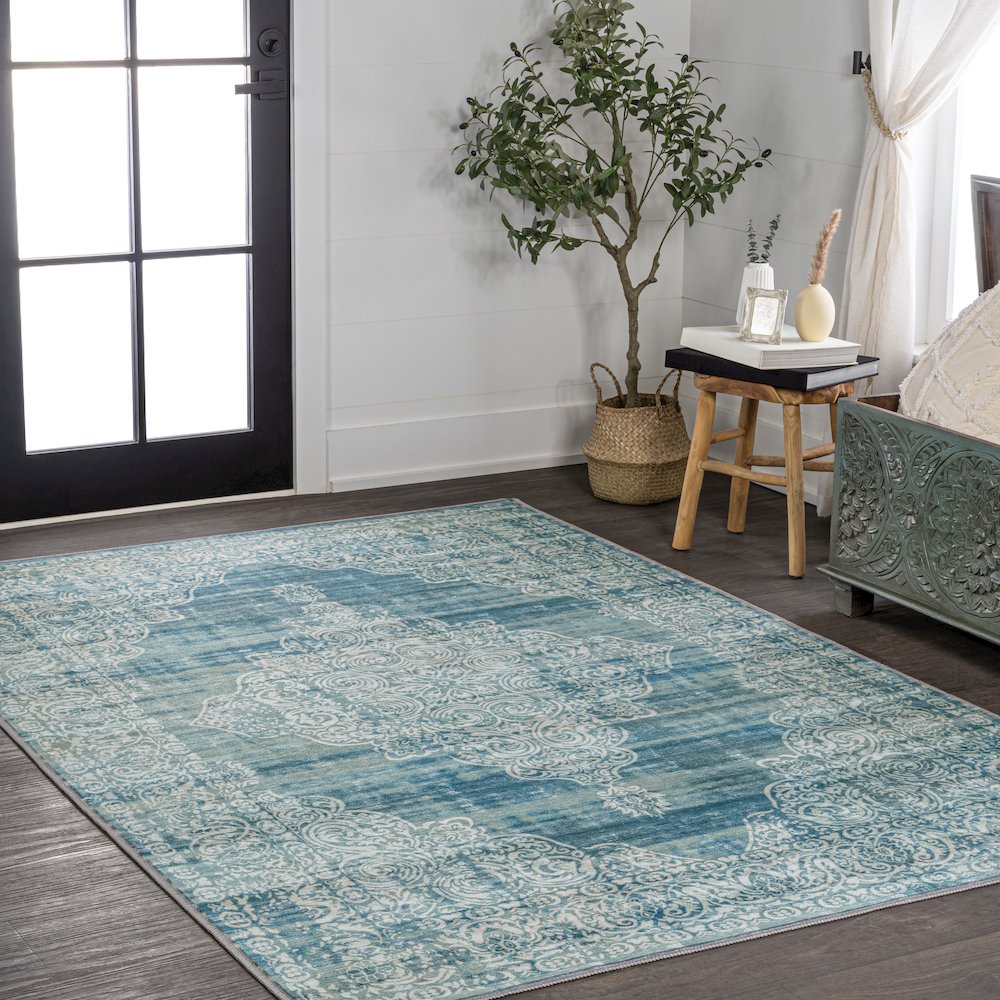 Regis Bohemian Medallion Machine-Washable Area Rug