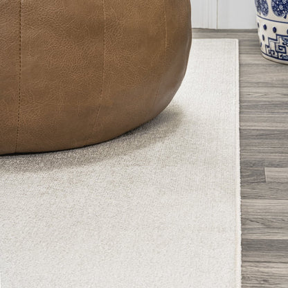 Twyla Classic Solid Low-Pile Machine-Washable Area Rug