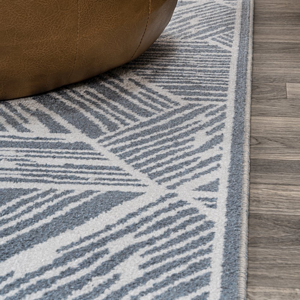 Vector Modern Coastal Geometric Machine-Washable Area Rug