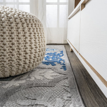 Cassis Ornate Ogee Trellis High-Low Indoor/Outdoor Area Rug