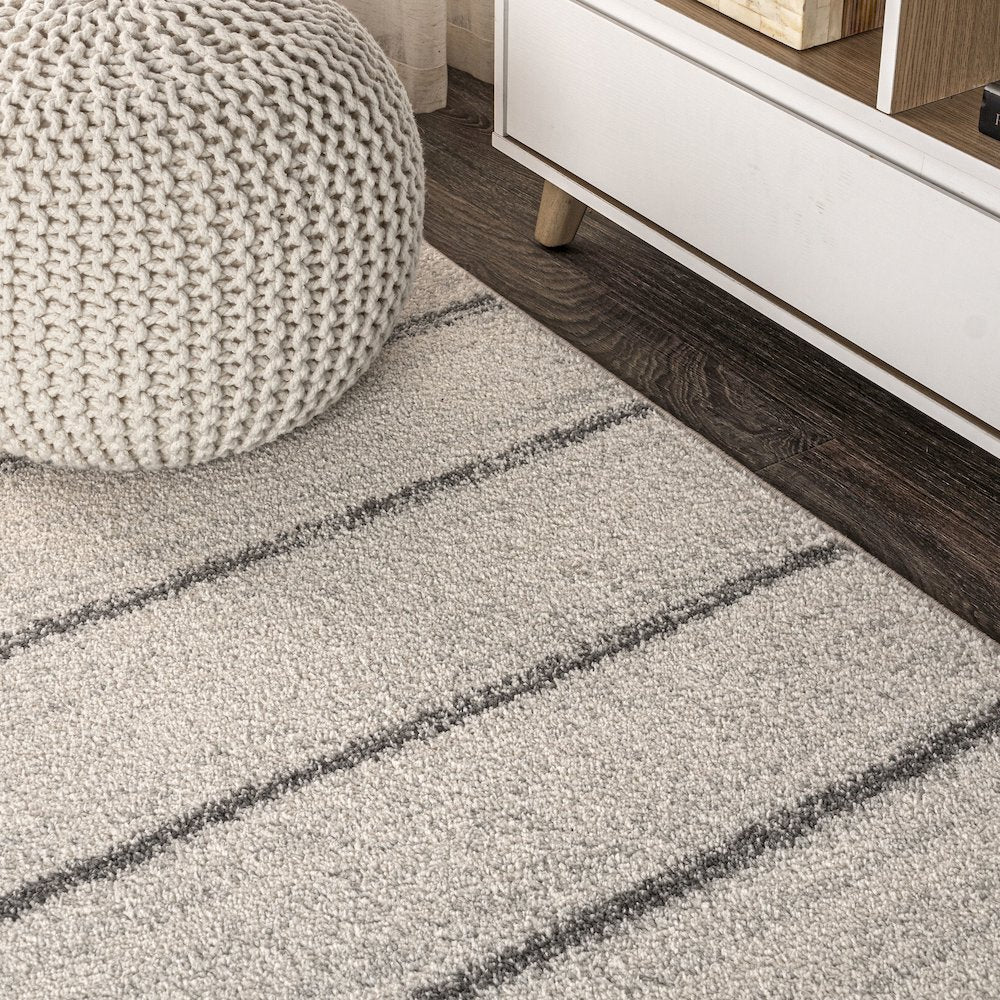 Williamsburg Minimalist Stripe Area Rug
