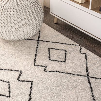 Alia Moroccan Beni Souk Area Rug