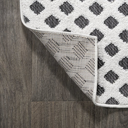 Rabat High-Low Pile Mini Diamond Trellis Area Rug