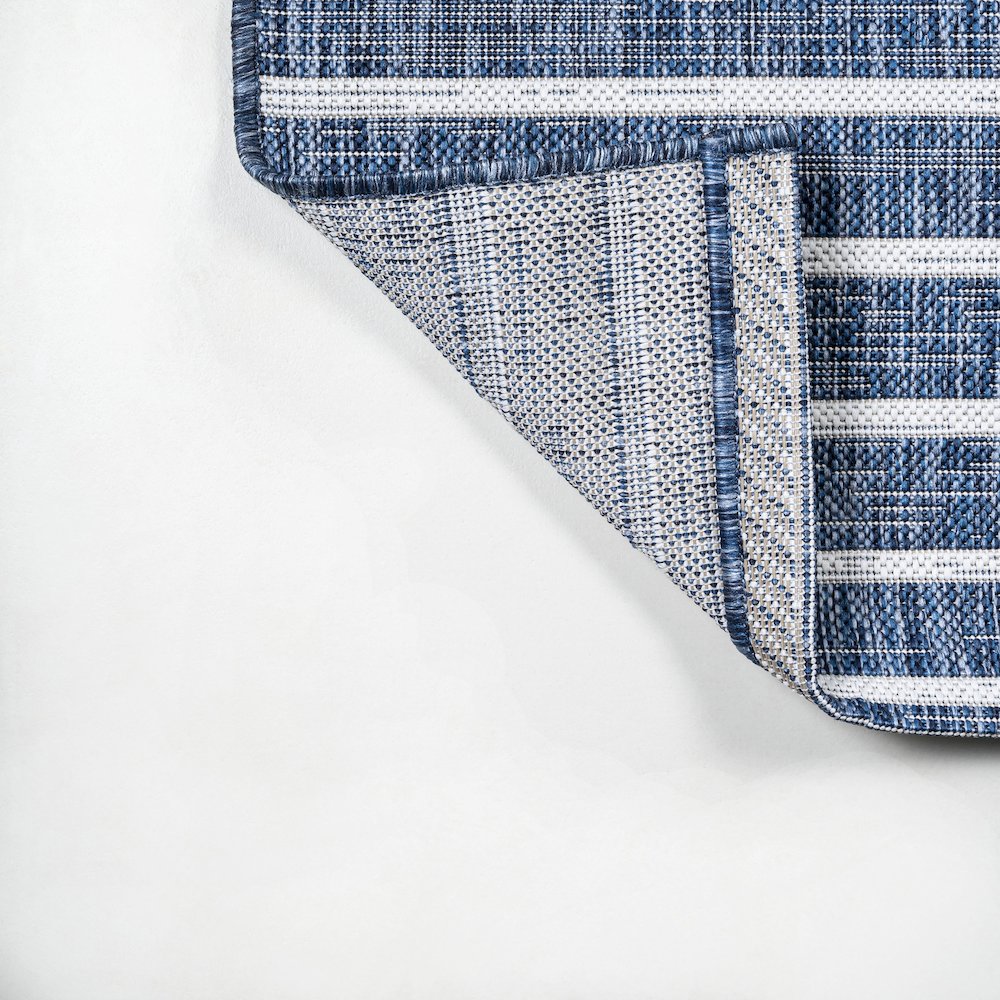 Sukie Modern Offset Stripe Indoor/Outdoor Area Rug