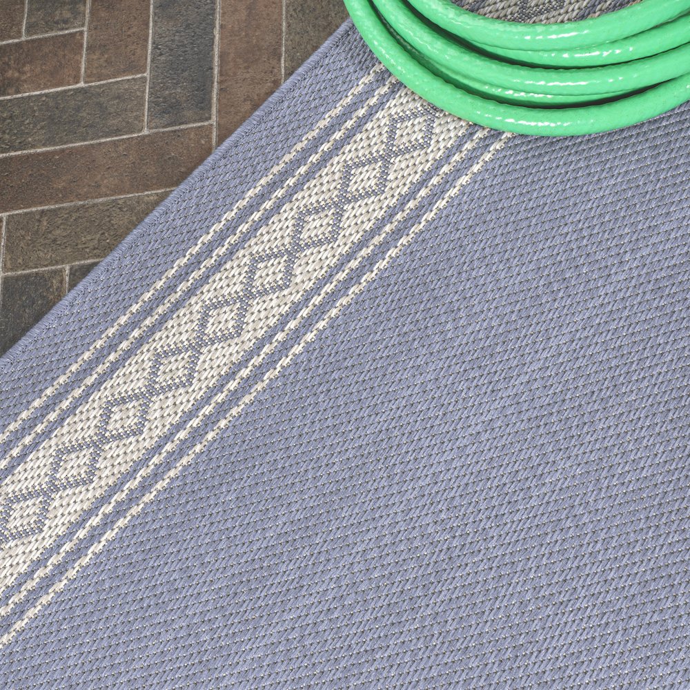 Lucia Classic Diamond Border Indoor/Outdoor Area Rug