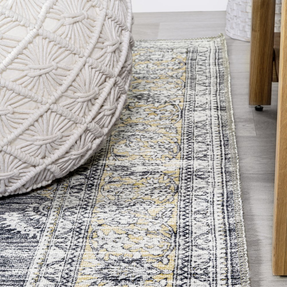 Bausch Bohemian Distressed Chenille Machine-Washable Runner Rug