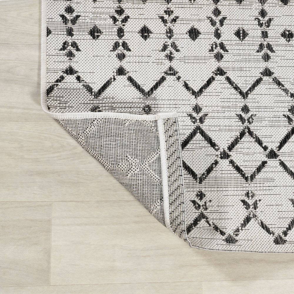 Ourika Moroccan Geometric Textured Weave Indoor/Outdoor Round Rug