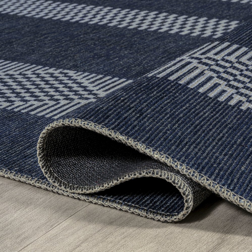 Nautisk Trellis Stripe Machine Washable Area Rug