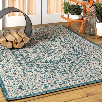 Sinjuri Medallion TetuWeaveIndoor/Outdoor  Rug