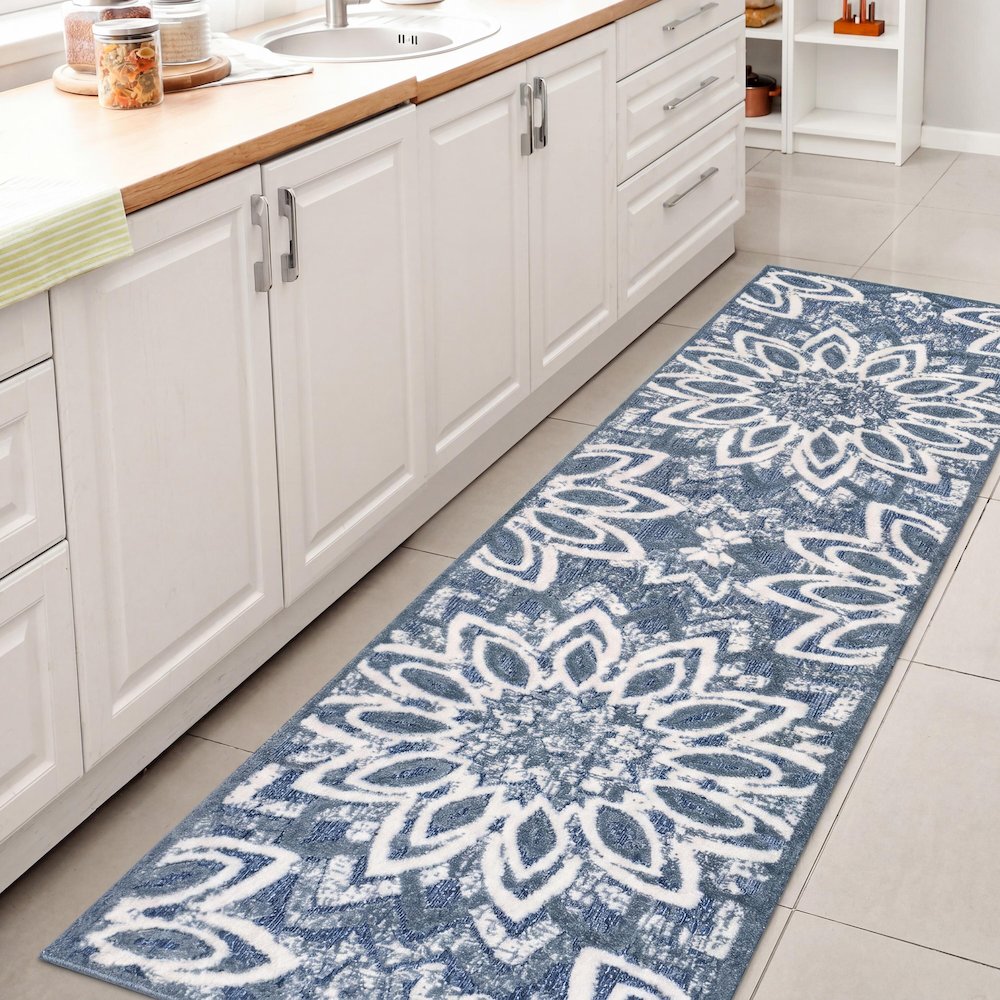 Flora Abstract Bold Mandala High-Low Indoor/Outdoor Runner Rug