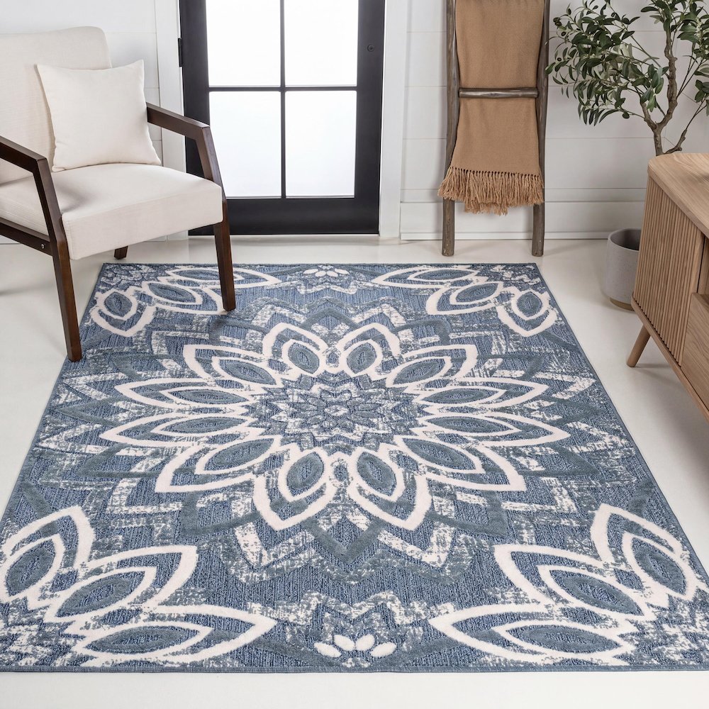 Flora Abstract Bold Mandala High-Low Indoor/Outdoor Area Rug