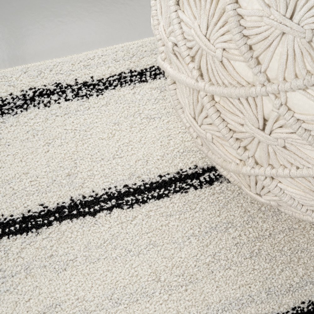 Williamsburg Minimalist Stripe Runner Rug