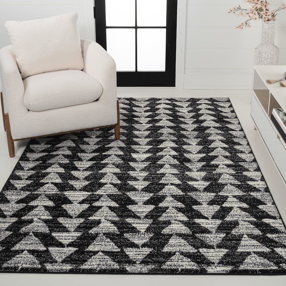Aisha Moroccan Triangle Geometric Area Rug