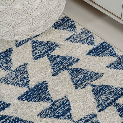 Aisha Moroccan Triangle Geometric Runner Rug