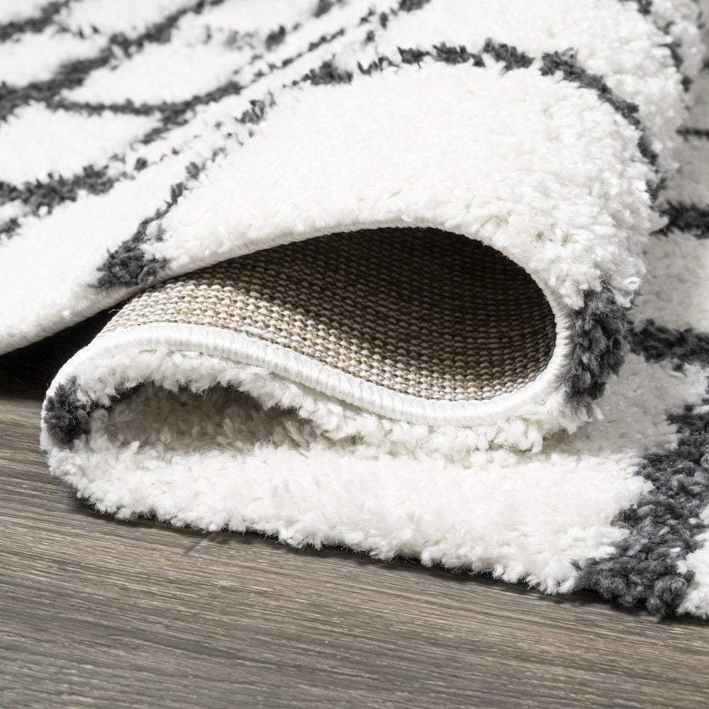 Arenal Geometric Grid Shag Area Rug
