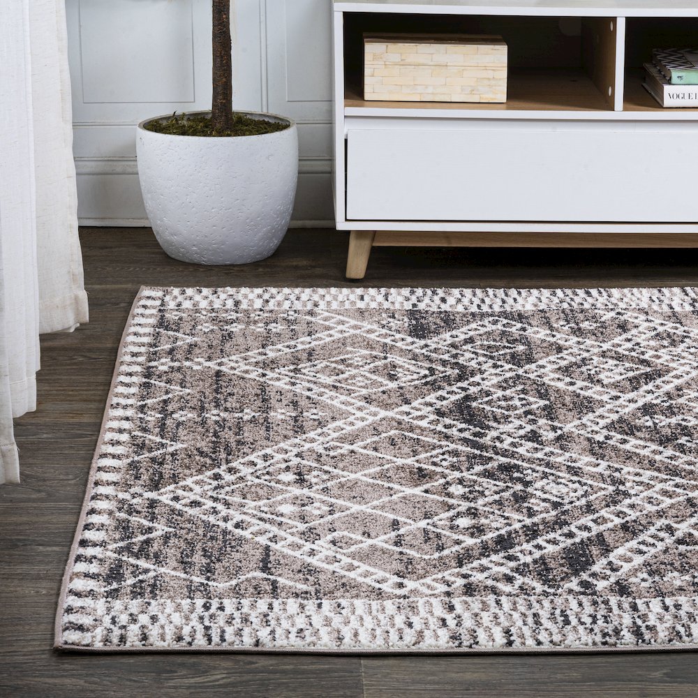 Tayri Modern Tribal Geometric Area Rug