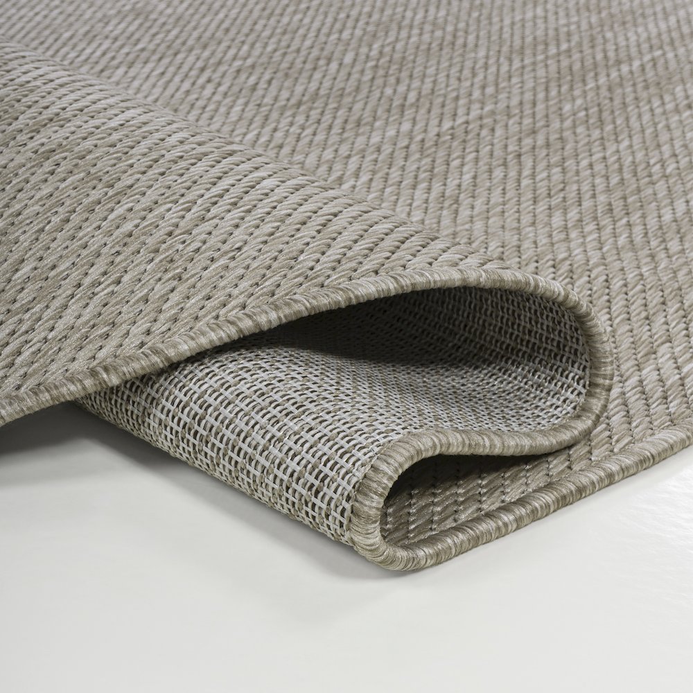 Evan Modern Rustic Organic CurveIndoor/Outdoor Shaped  Rug