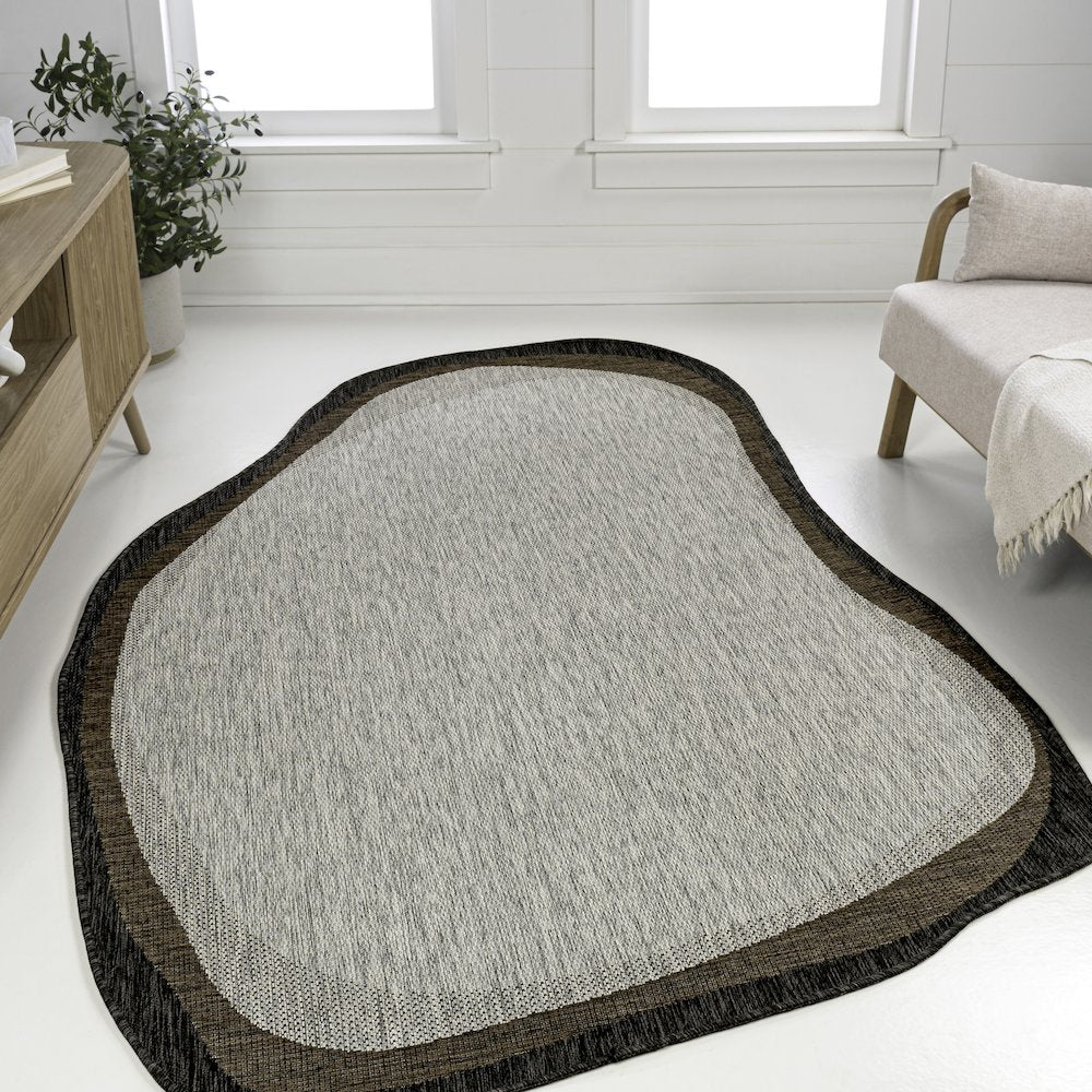 Gray/Black 4 ft. x 6 ft. Indoor/Outdoor Shaped Area Rug