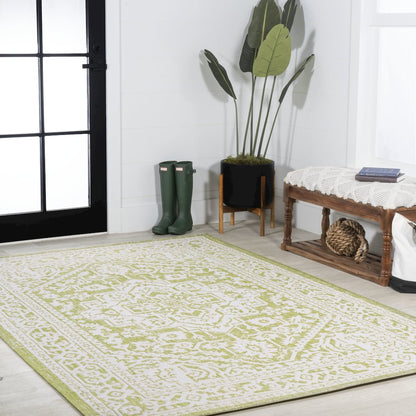 Sinjuri Medallion Textured Weave Indoor/Outdoor Area Rug