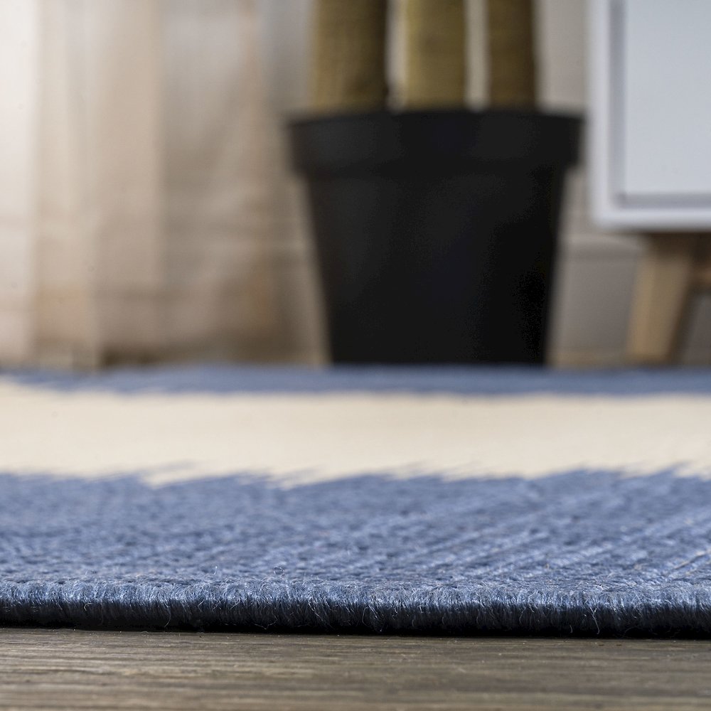Tavira Modern Strie Indoor/Outdoor Area Rug