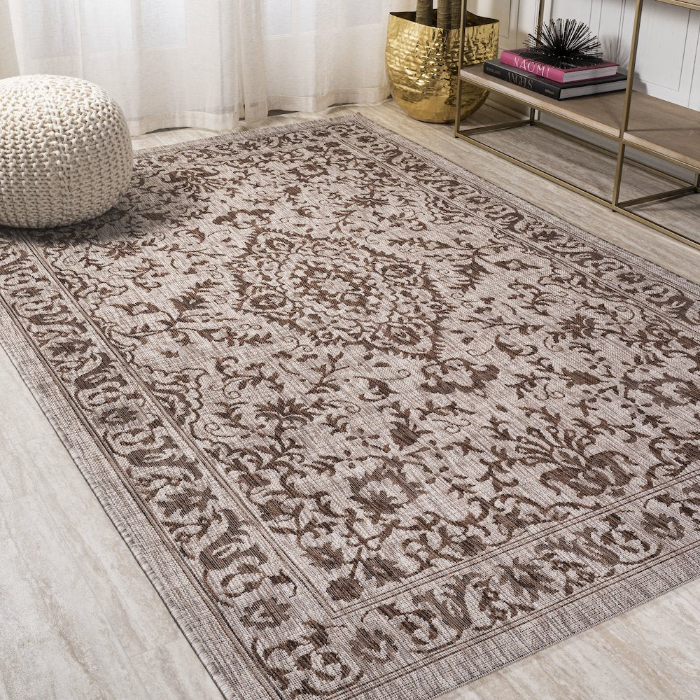 Jerash Ornate Medallion Indoor/Outdoor Area Rug