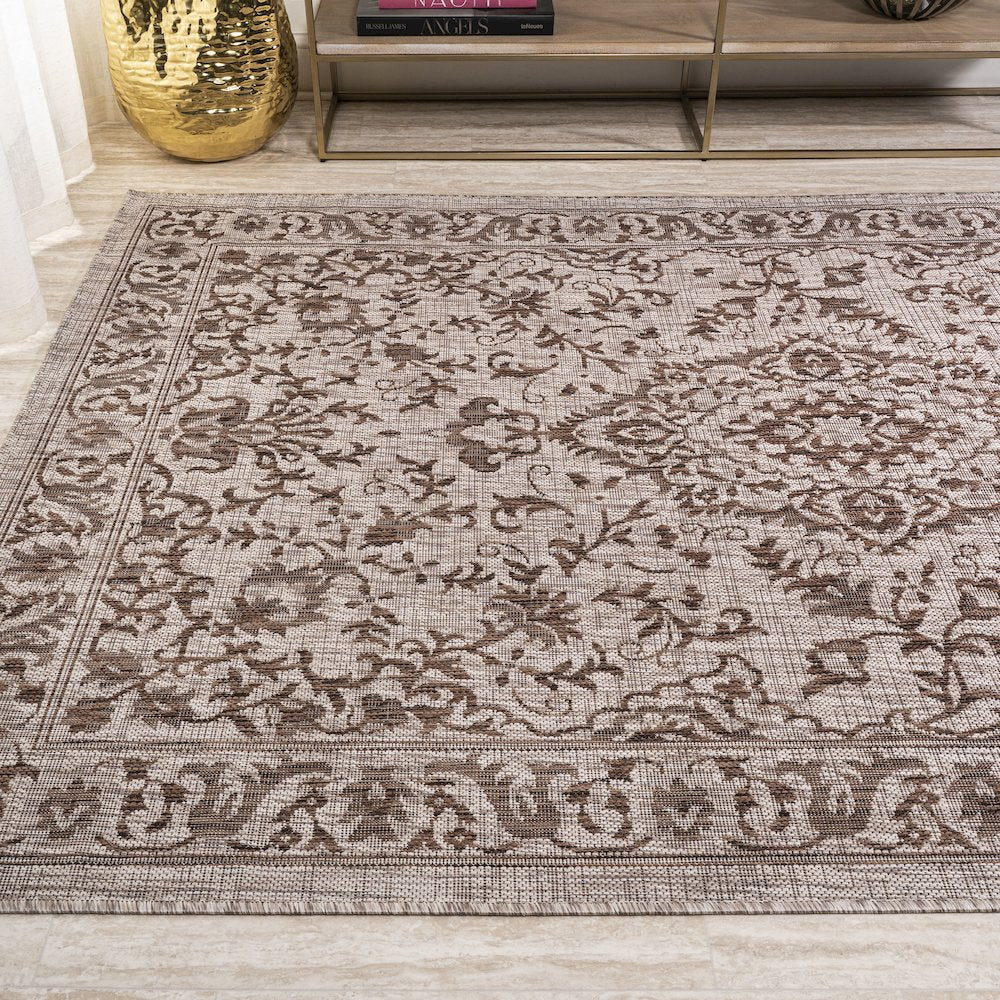 Jerash Ornate Medallion Indoor/Outdoor Area Rug