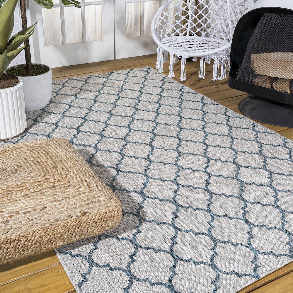 Arabesque Ogee Trellis Indoor/Outdoor Area Rug