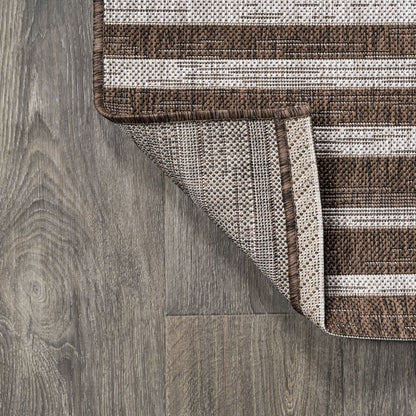 Sukie Modern Offset Stripe Indoor/Outdoor Area Rug