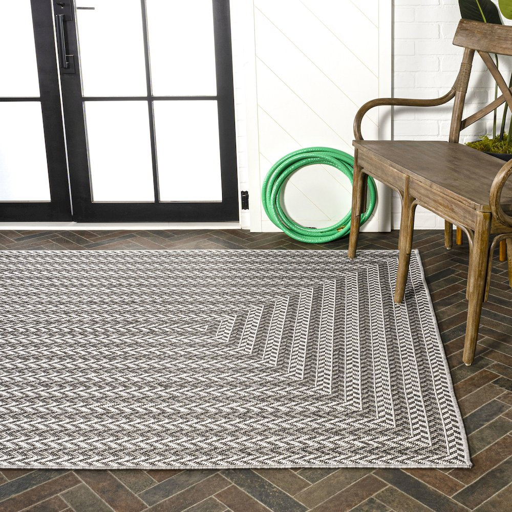 Chevron Modern Concentric Squares Indoor/Outdoor Area Rug