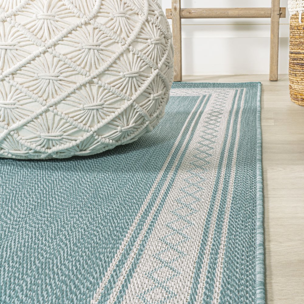 Lucia Classic Diamond Border Indoor/Outdoor Area Rug