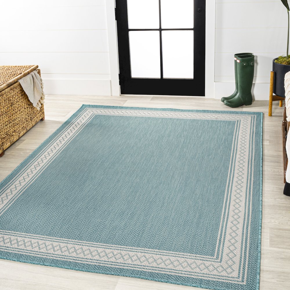Lucia Classic Diamond Border Indoor/Outdoor Area Rug