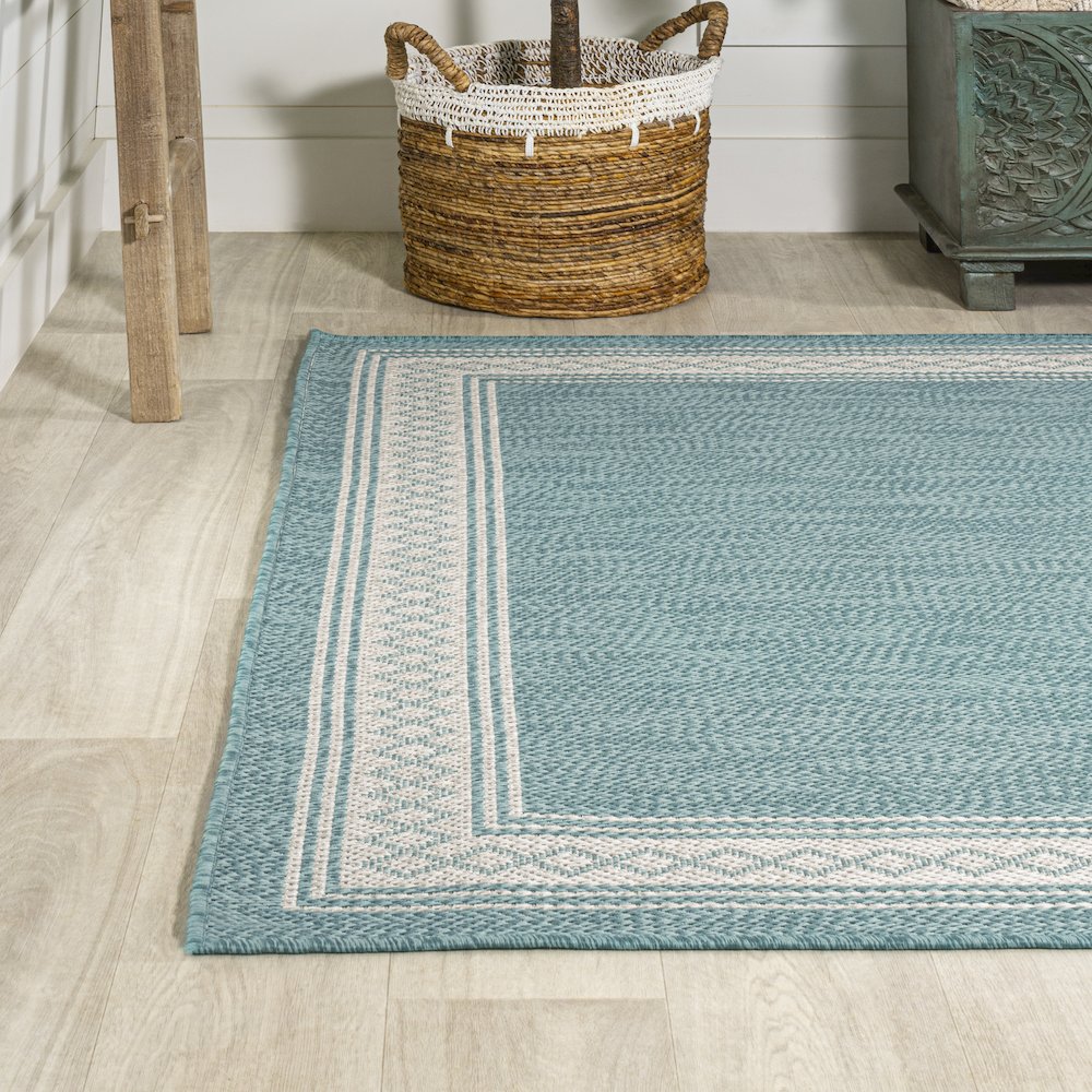 Lucia Classic Diamond Border Indoor/Outdoor Area Rug