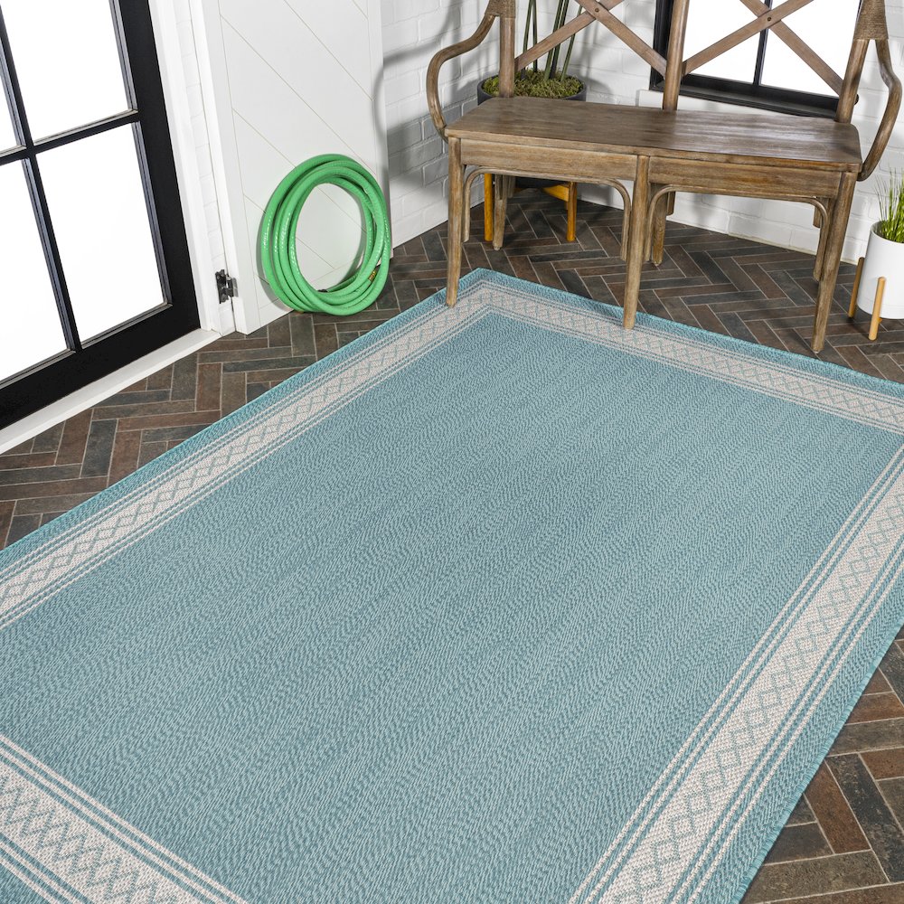 Lucia Classic Diamond Border Indoor/Outdoor Area Rug