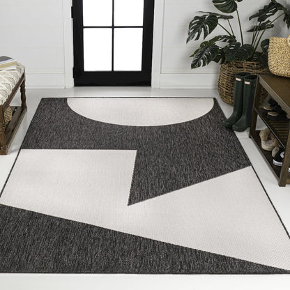 Two-Tone Black/Cream 2 ft. x 8 ft. Indoor/Outdoor Runner Rug