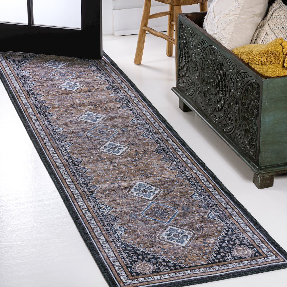 Dalyan Geometric Medallions Machine-Washable Runner Rug