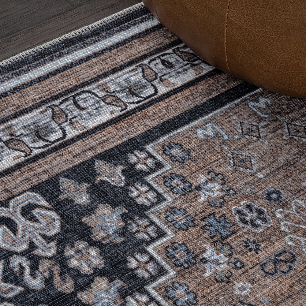 Dalyan Geometric Medallions Machine-Washable Runner Rug