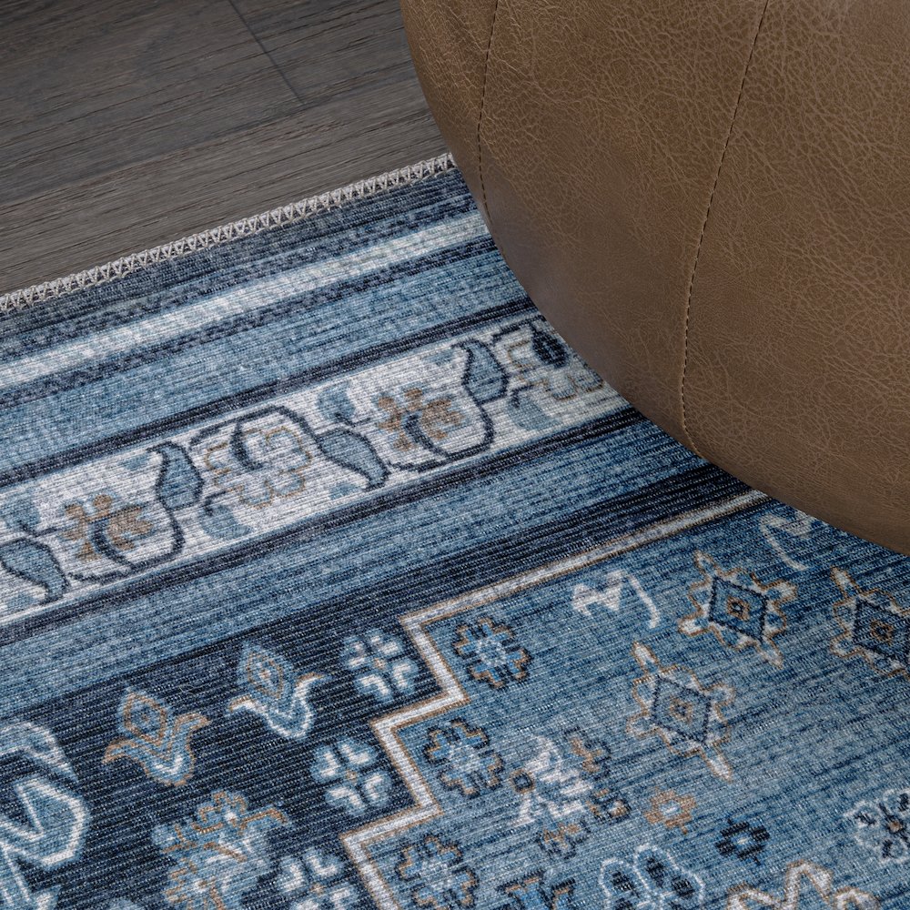 Dalyan Geometric Medallions Machine-Washable Runner Rug