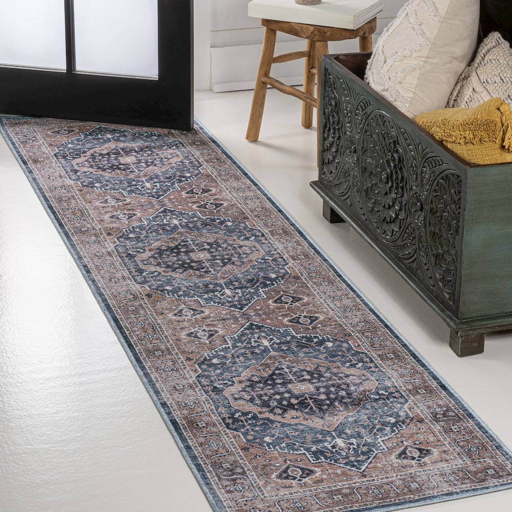 Alacati Ogee Medallion Machine-Washable Runner Rug