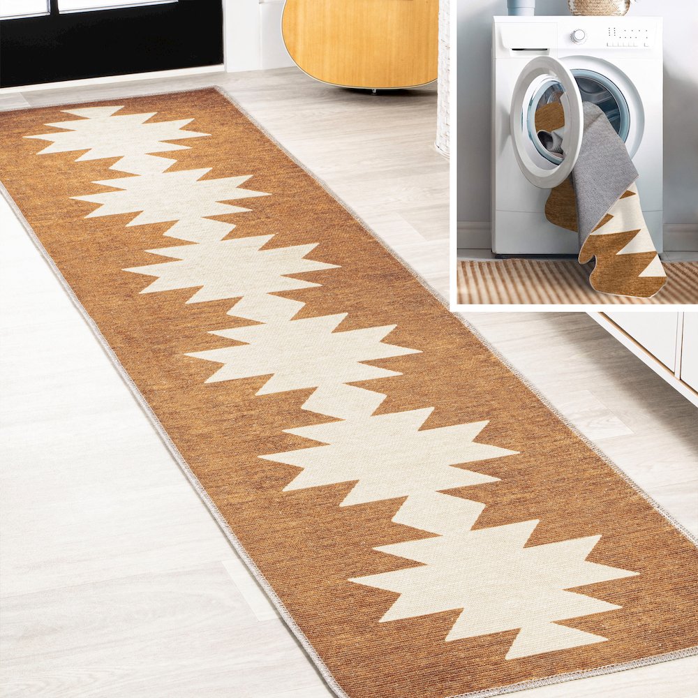 Chayton Minimalist Geometric Machine Washable Area Rug