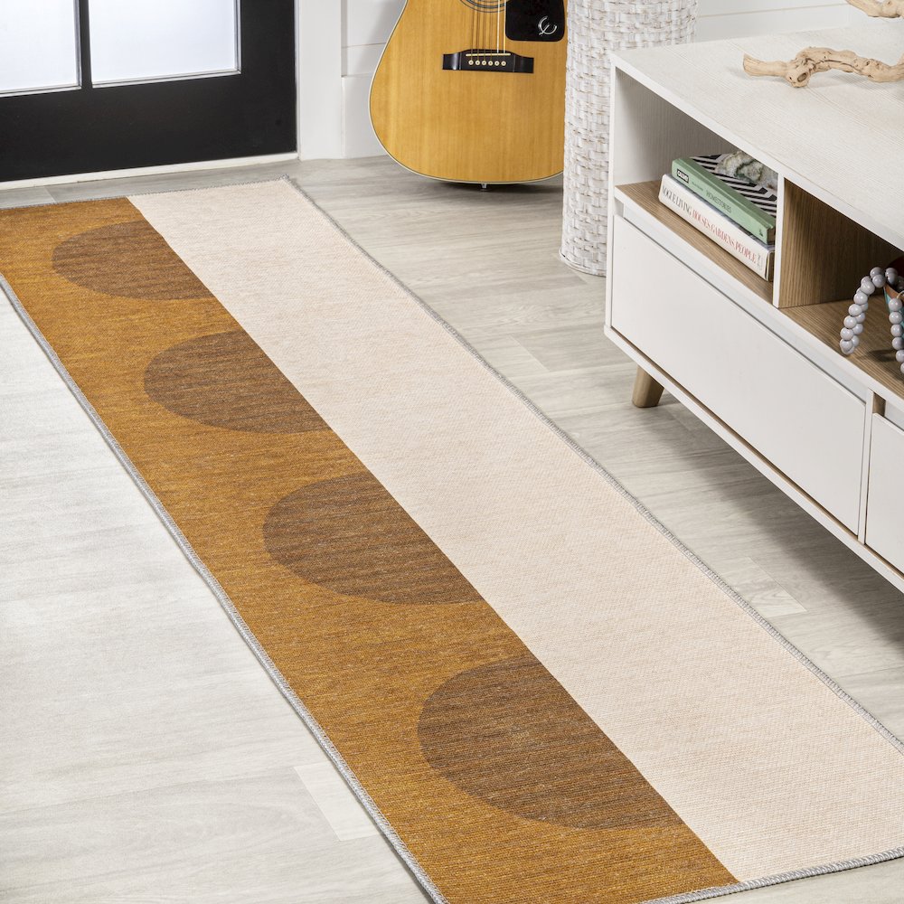 Demie Minimalist Graphic Circle Machine Washable Area Rug