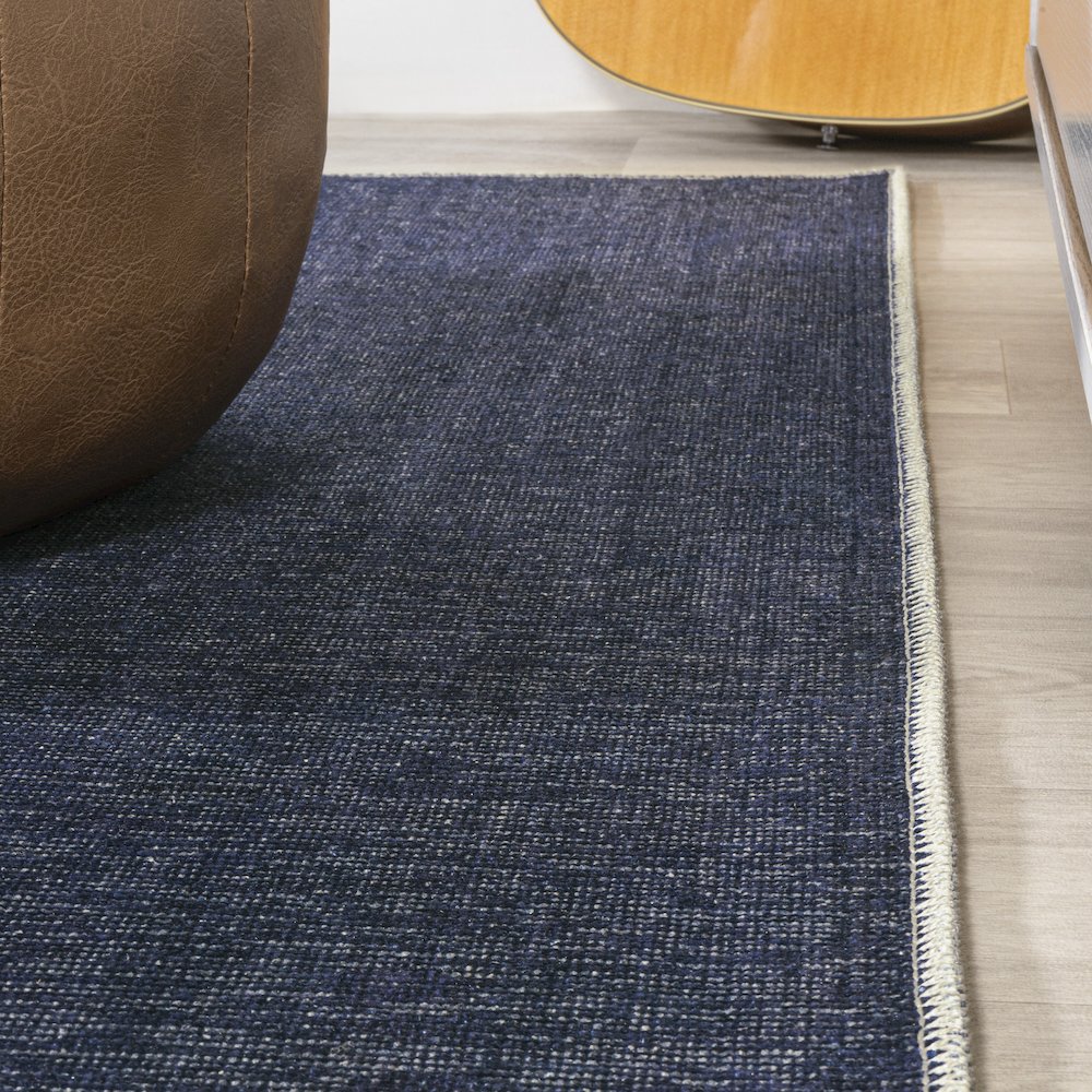 Linja Solid Centre Stripe Machine Washable Area Rug