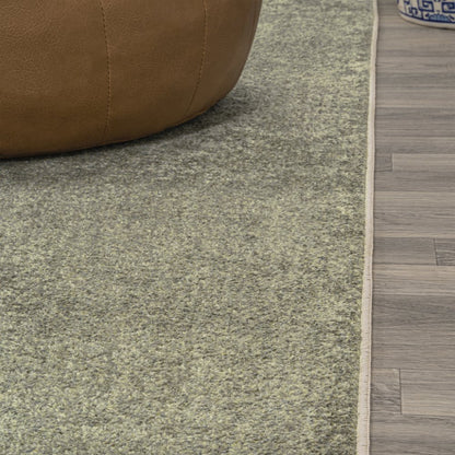 Twyla Classic Solid Low-Pile Machine-Washable Runner Rug