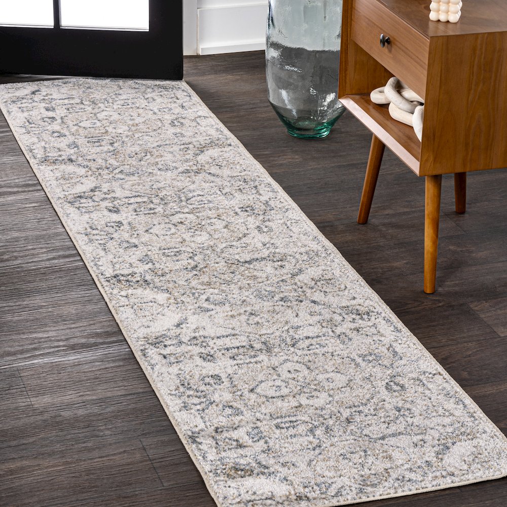 Edith Distressed Medallion Low-Pile Machine-Washable Runner Rug