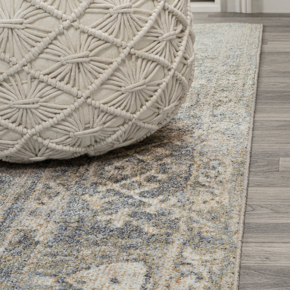 Pavel Distressed Medallion Low-Pile Machine-Washable Runner Rug